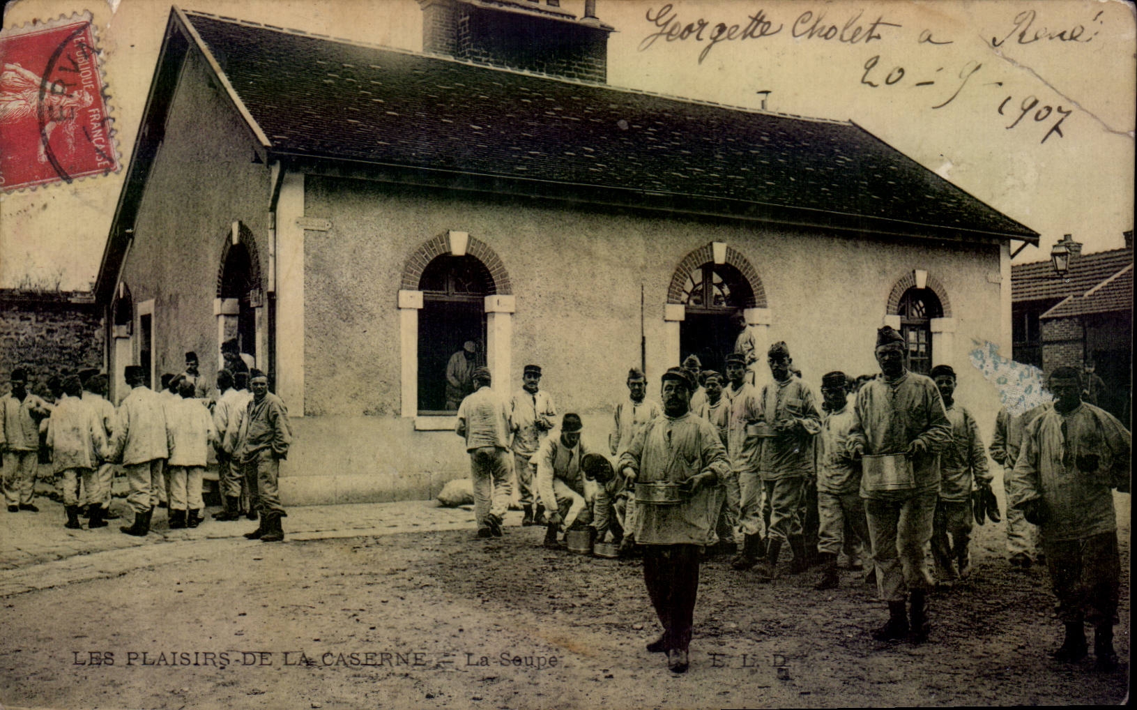 CPA Militaria pleasures of the barracks soup