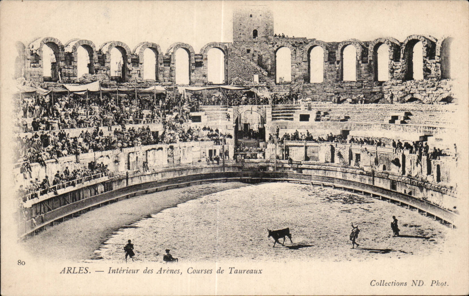 Arles - Interior of Arena - Races of the Bulls - CPA