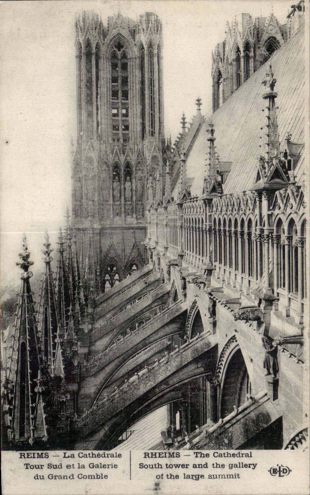 CPA Militaria Reims the cathedral southern Tower and gallery of the large roof