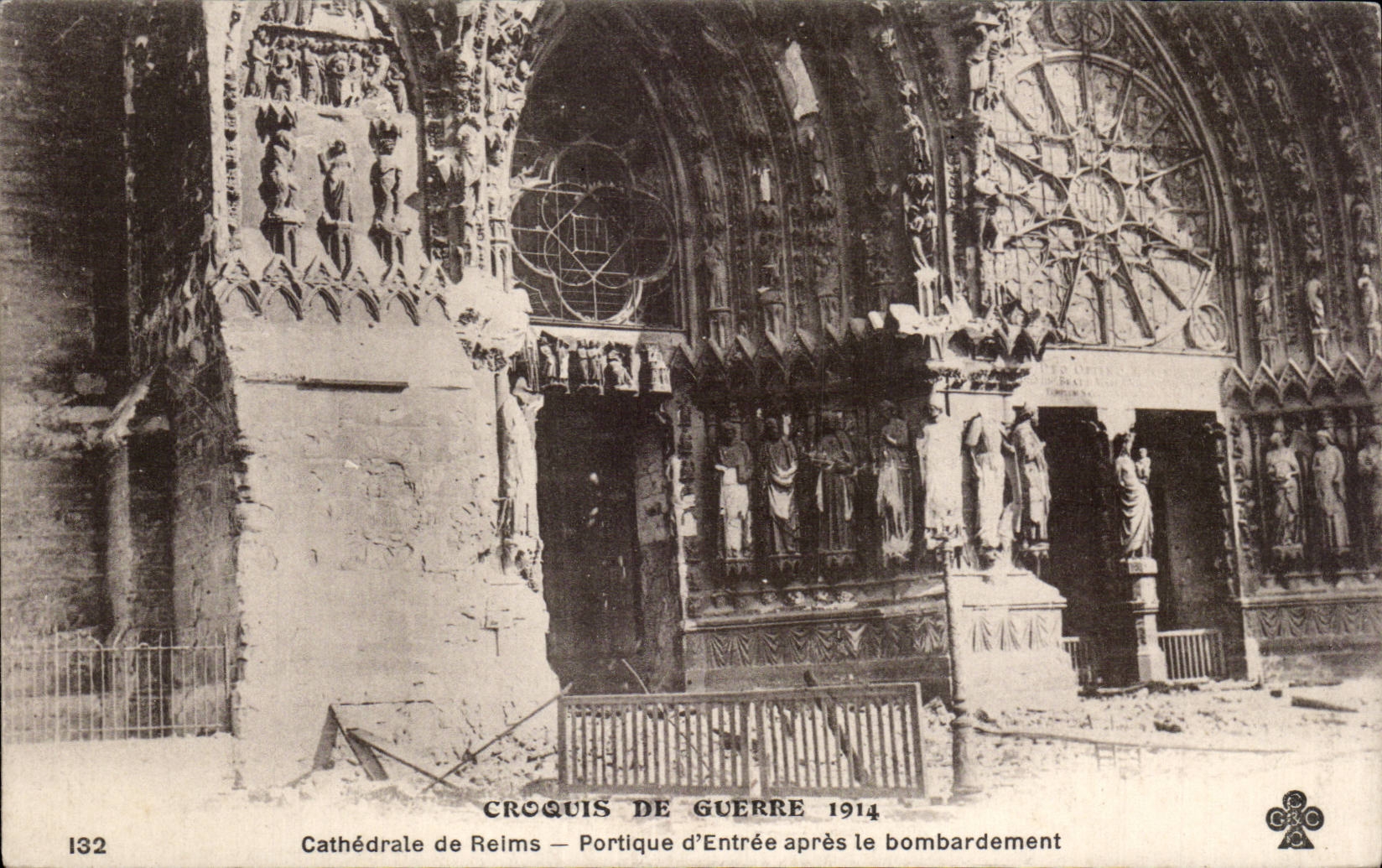 CPA Militaria Reims Cathedral Gantry Entering after the bombardment