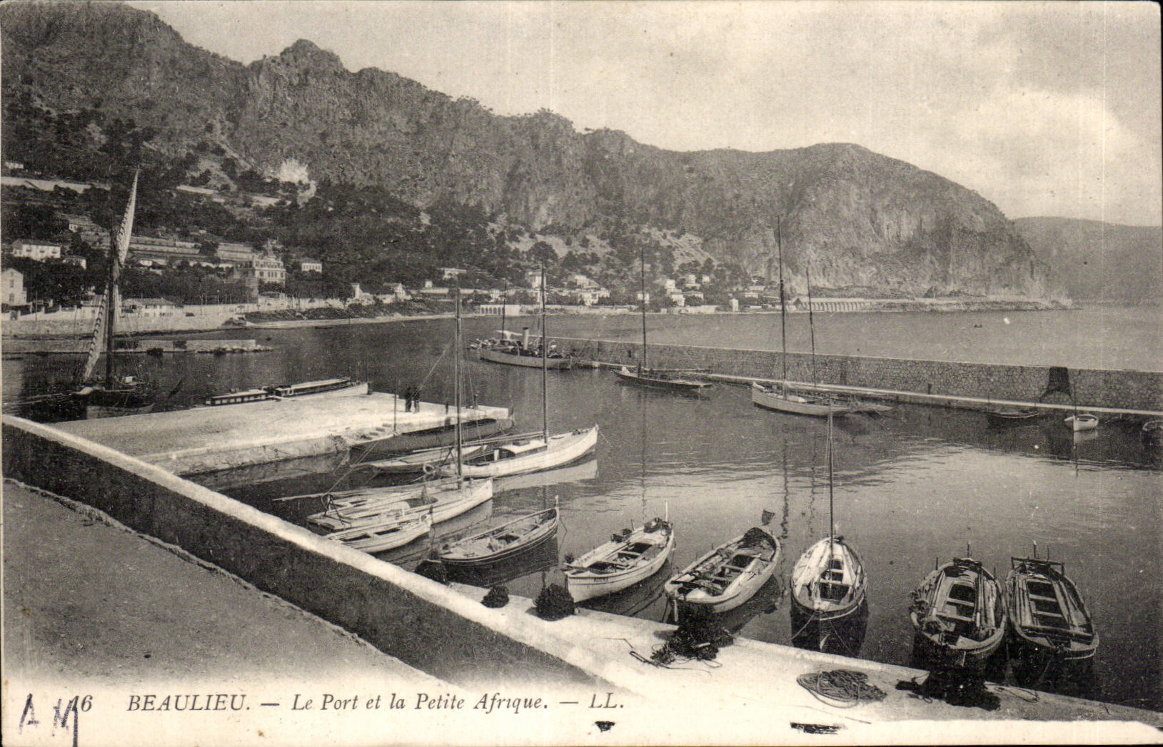 Beaulieu - Le Port et la Petite Afrique - CPA