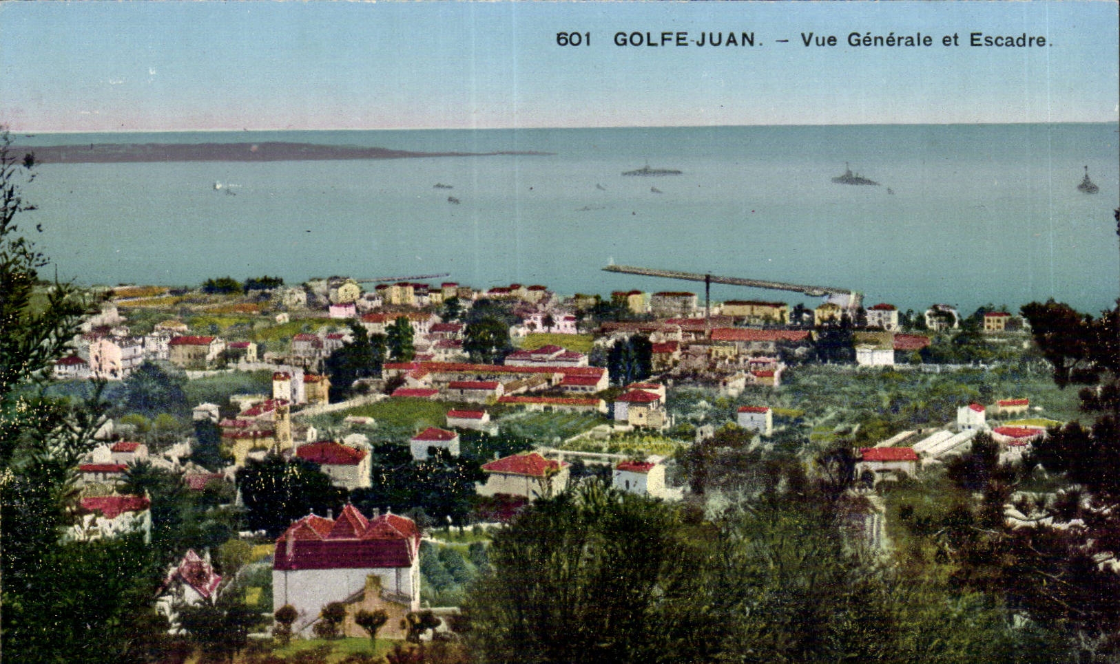 Golfe Juan - Vue Generale et Escadre - CPA