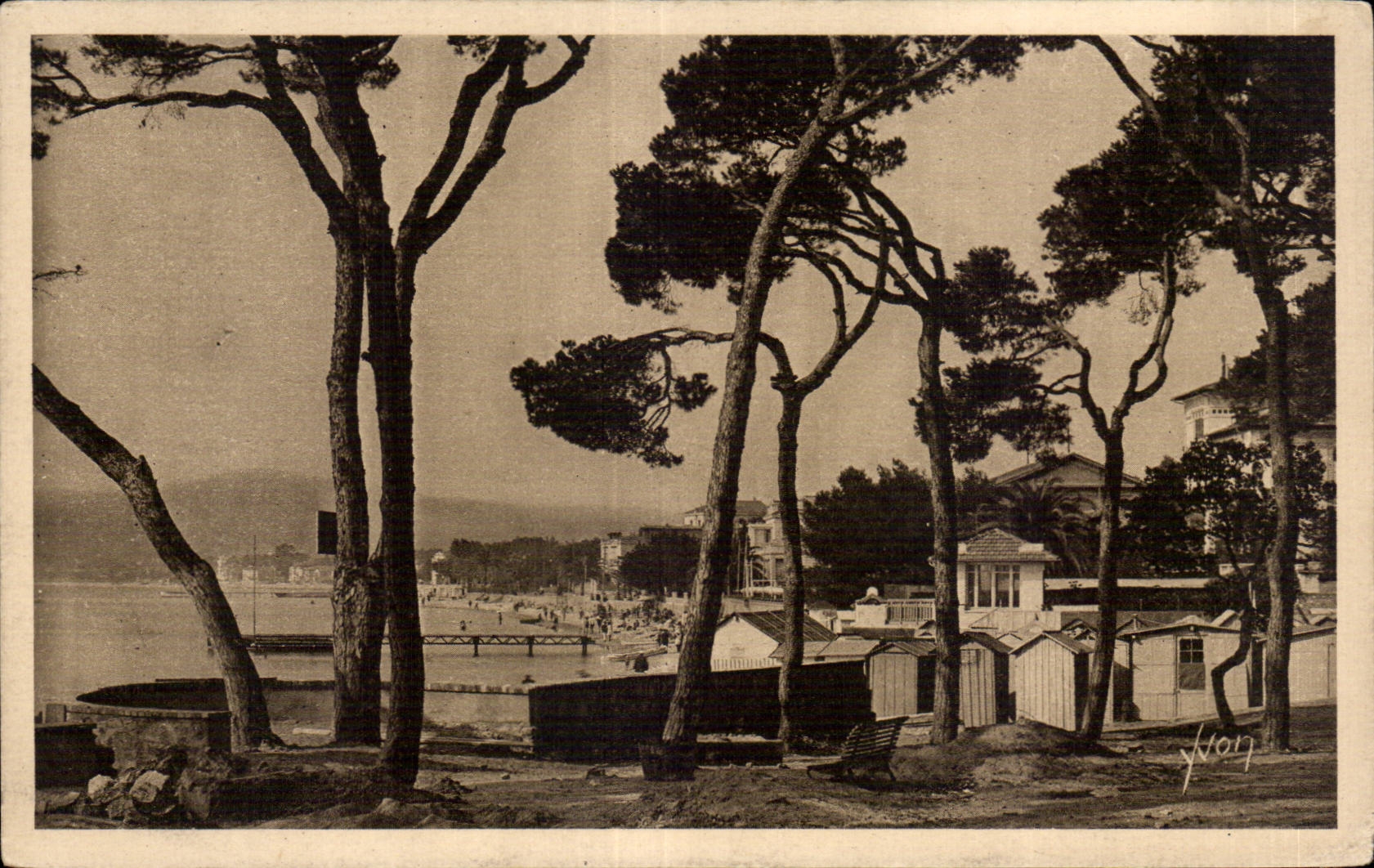 Juan les Pins - La Plage - Douce France - Yvon - CPA 