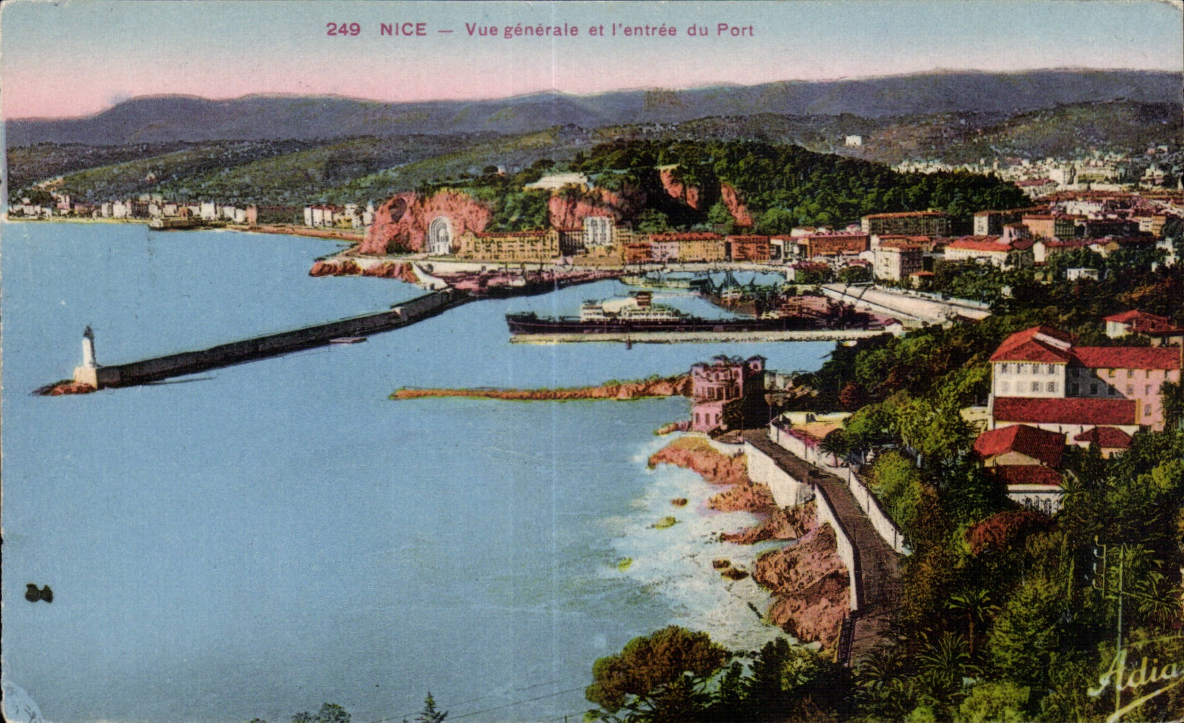 - Vista y el entrar del puerto - CPA agradable
