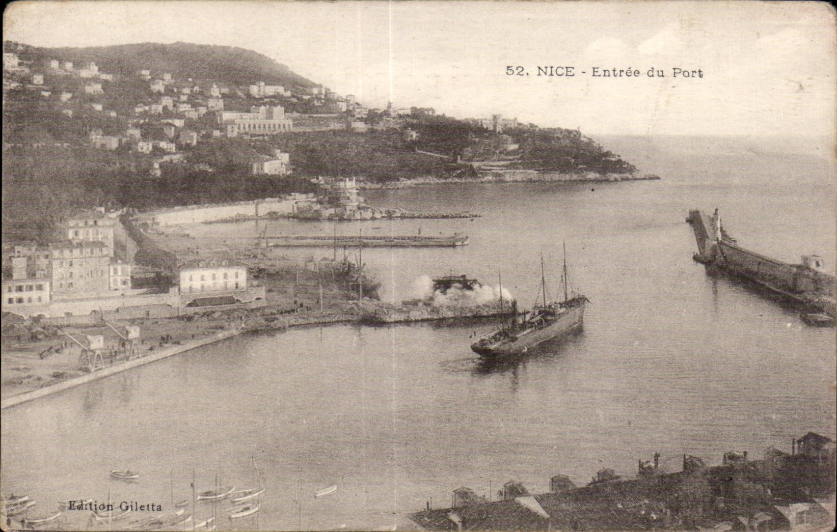 - Entrada del puerto - CPA agradable