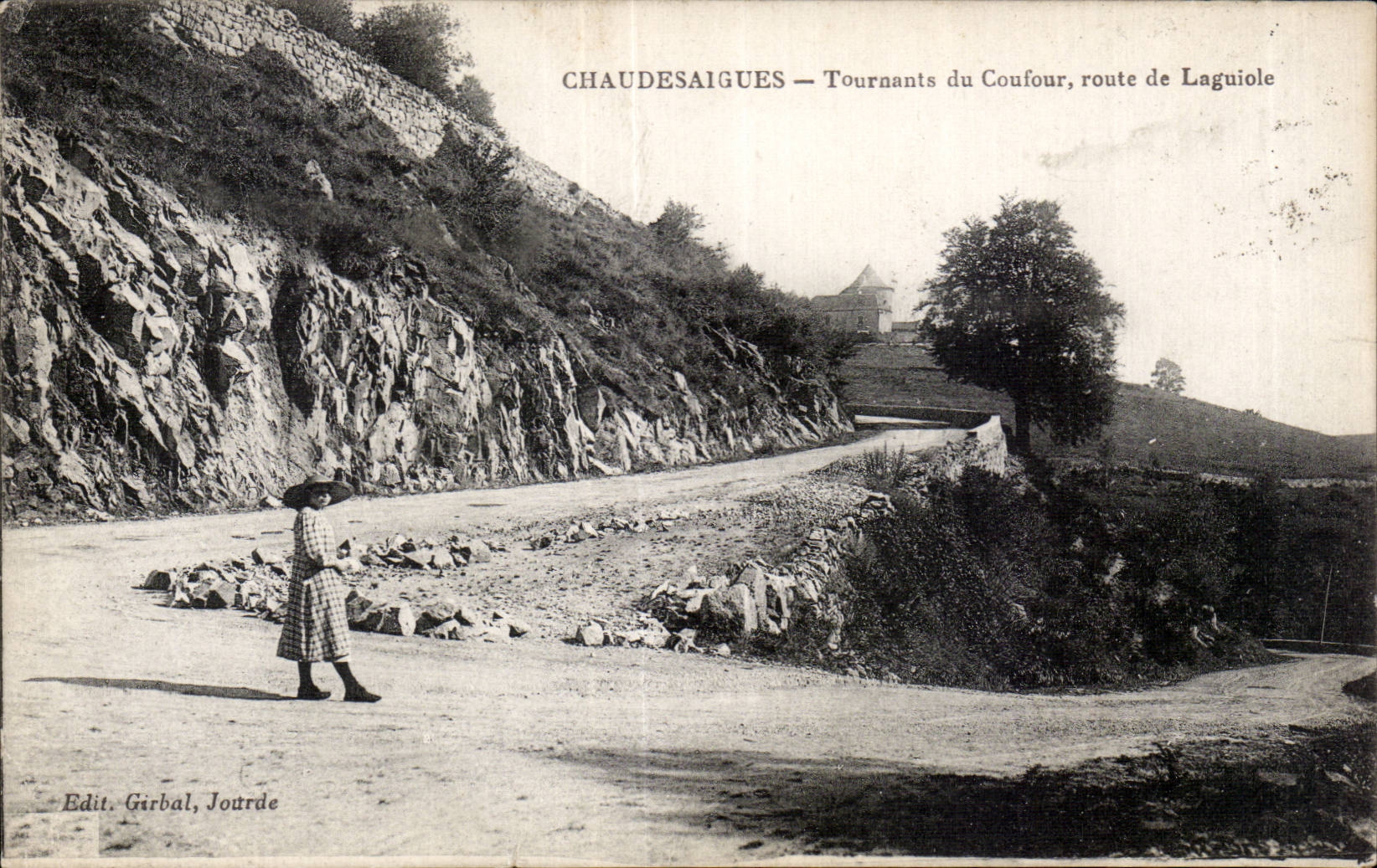 Chaudesaigues - Tournants du Courfour - route de Laguiole - CPA