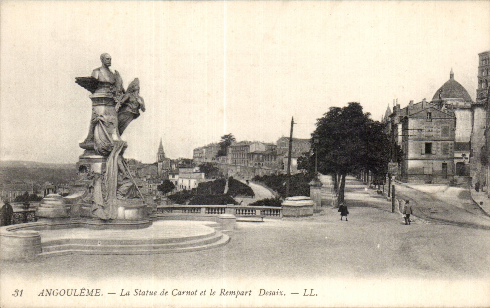 Angouleme - Statue of Carnot and the Desaix Rampart - CPA