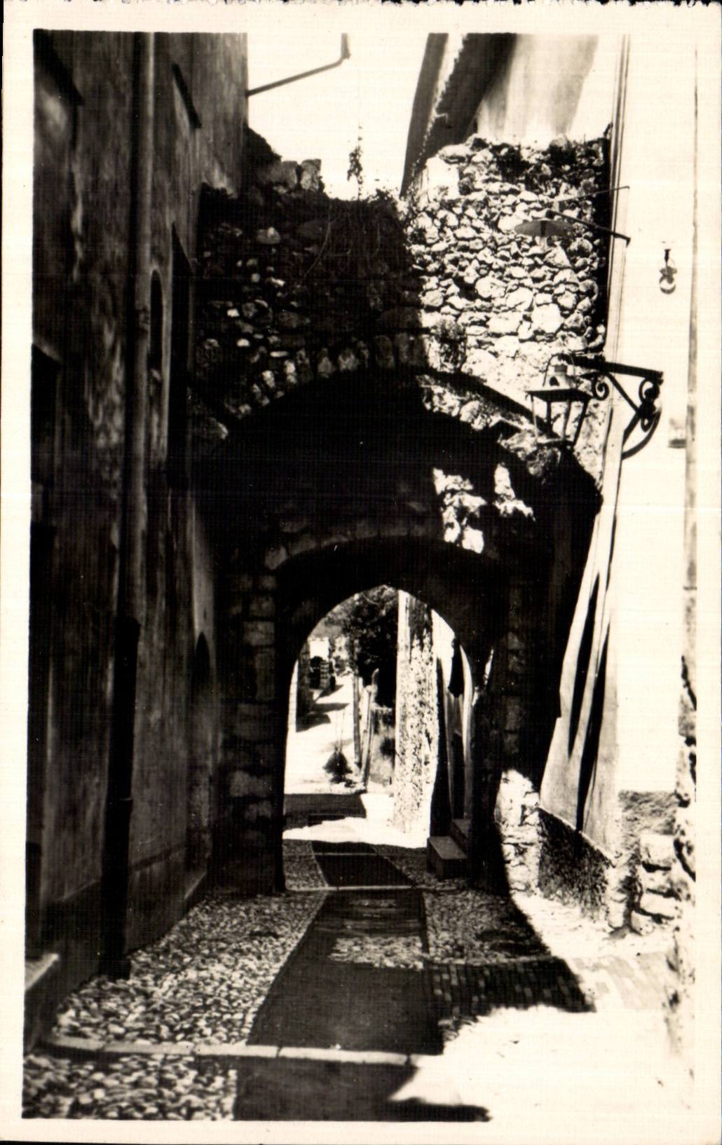 La Turbie - La Rue Empereur Auguste - CPA 
