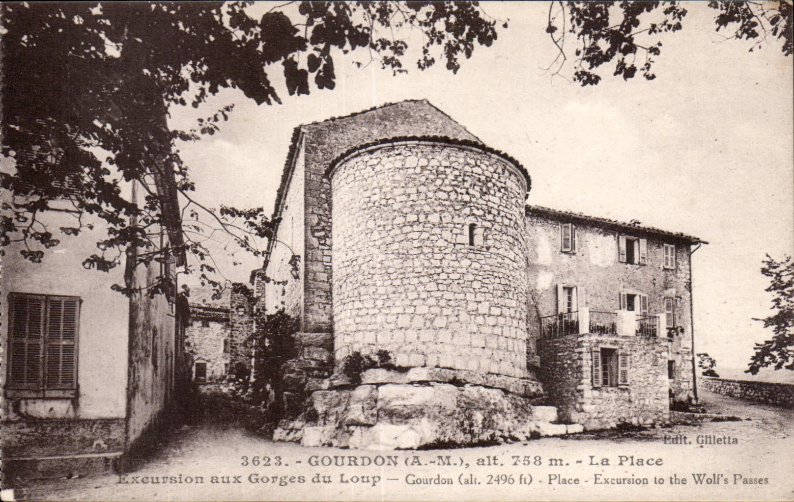 Gourdon - La Place - Excursion aux Gorges du Loups - CPA 