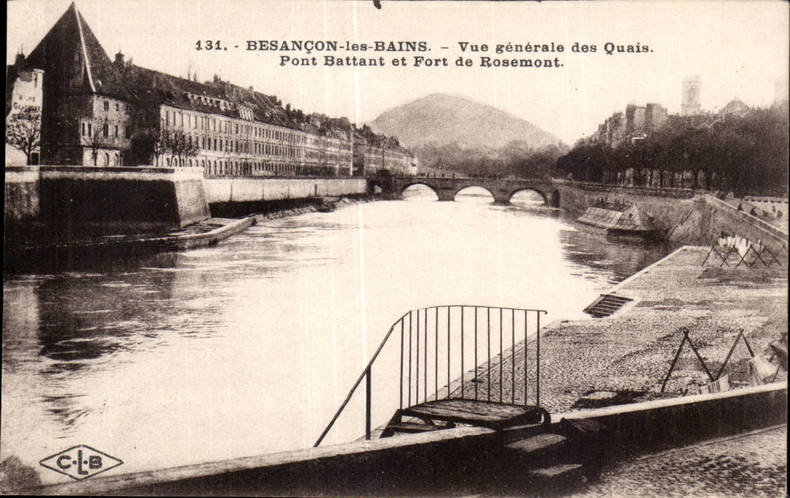 Besancon les Bains - Vue Generale des Quais - Pont Battant et Fort de Rosemont - CPA