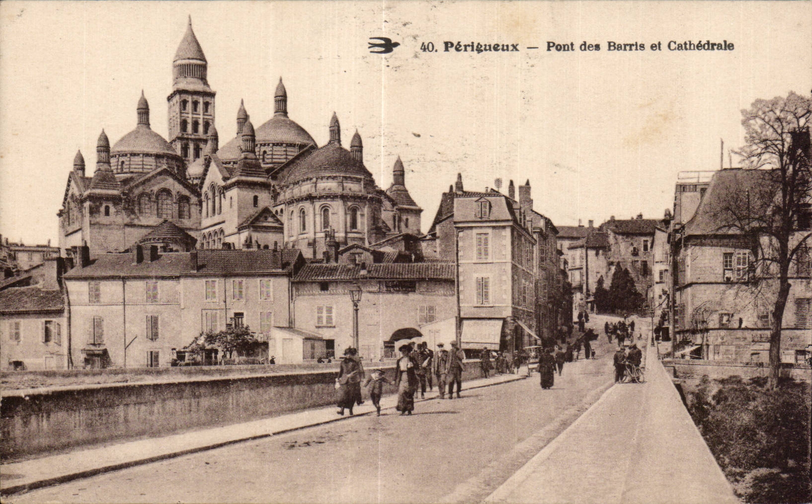 Perigueux - Pont des Barris et Cathedrale - CPA