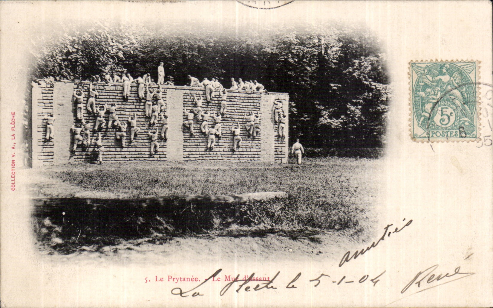 CPA Militaria Le prytanee Mur d escalade