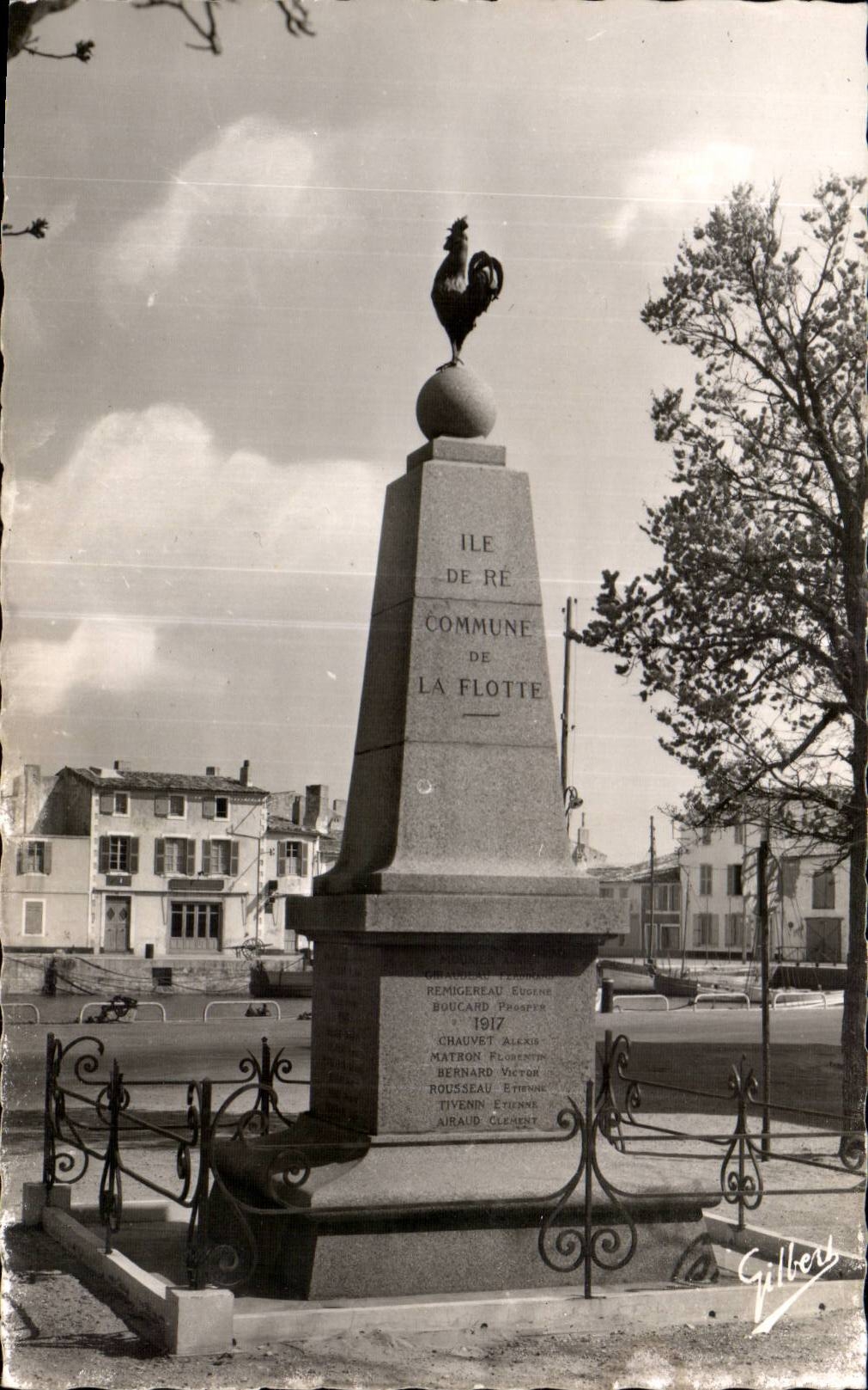 Ile de Re - La Flotte en Re - Le Monument aux Morts - CPA 