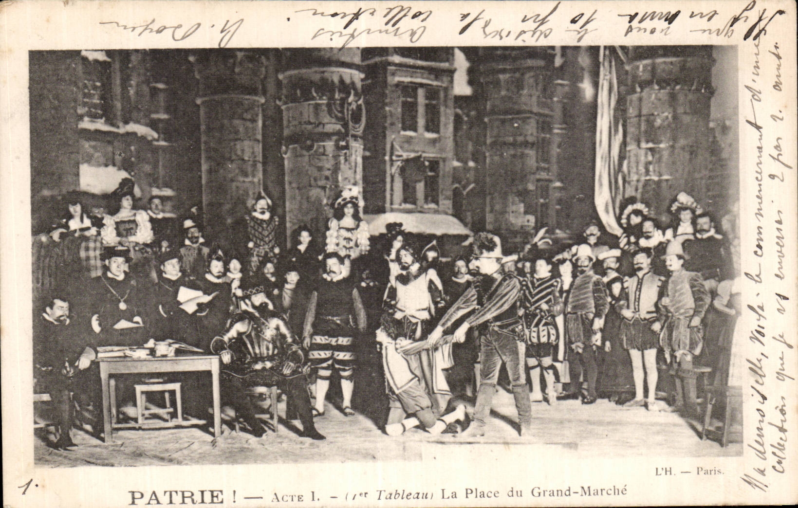 CPA Patrie La place du grand marche Theatre