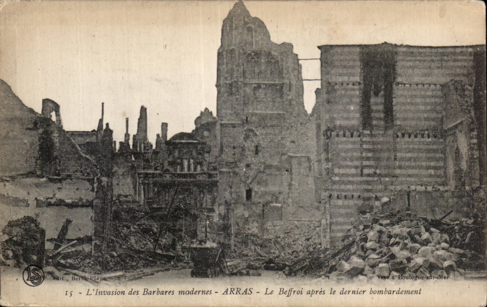 CPA Militaria War 1914 Arras the belfry after the bombardment