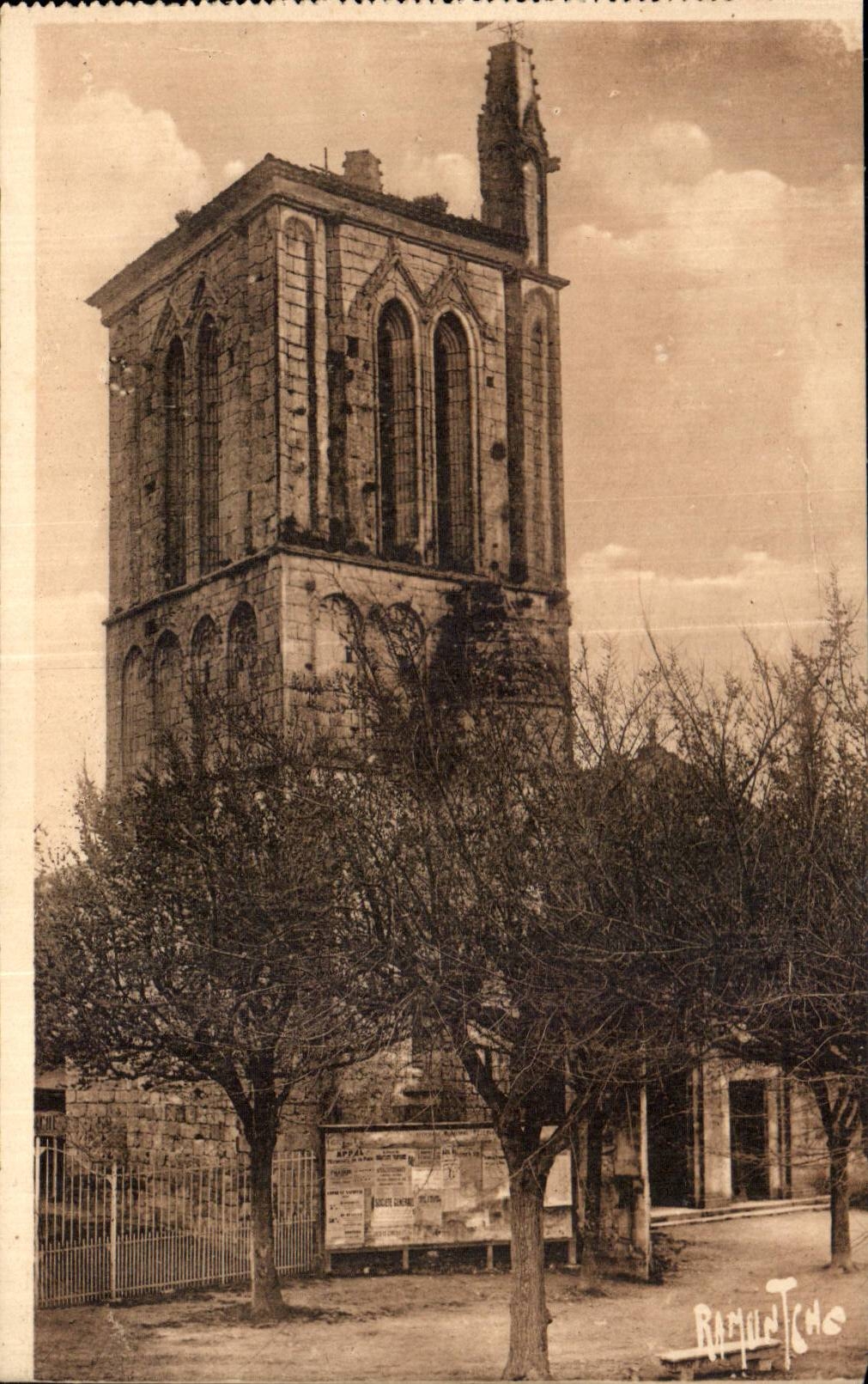 Environs de Royan - Clocher de Meschers - CPA 