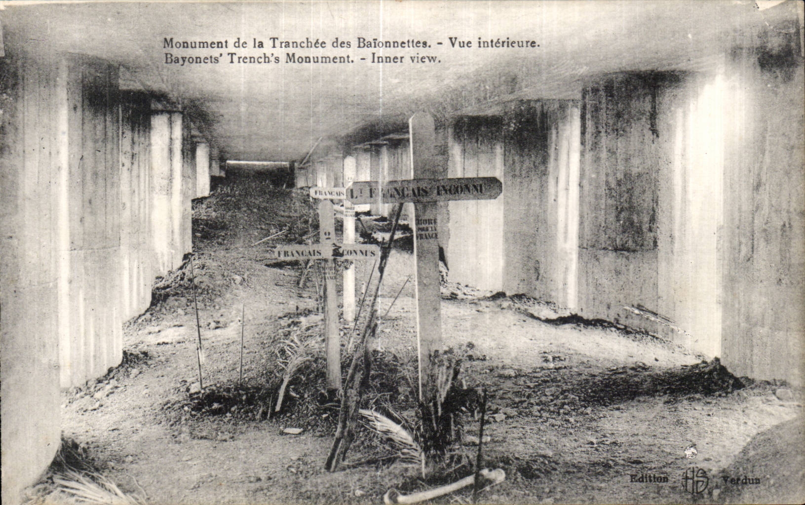 CPA Militaria War 1914 Monument of sliced bayonets