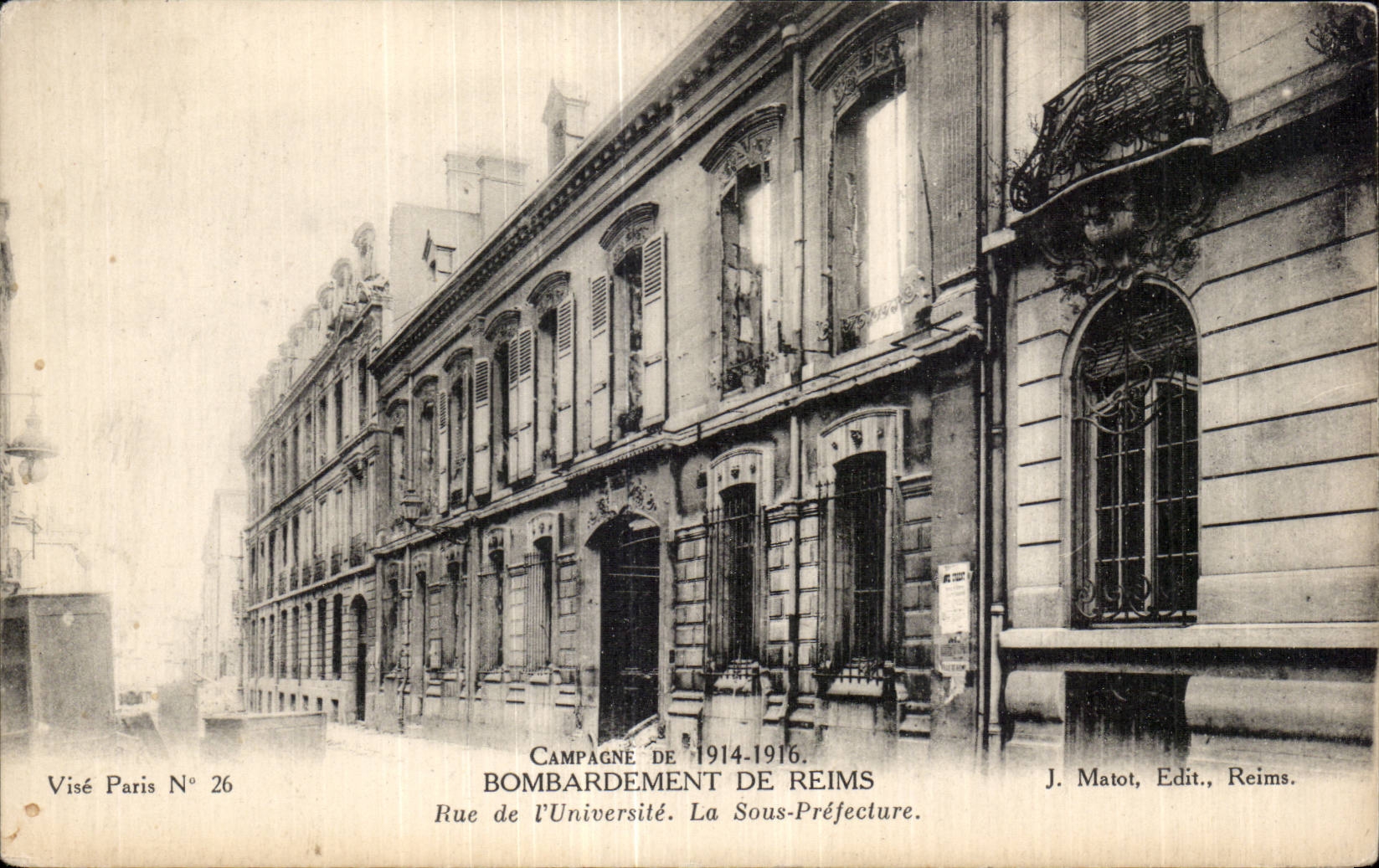 CPA Militaria War of 1914 Bombardment of Reims Street of university under Prefecture