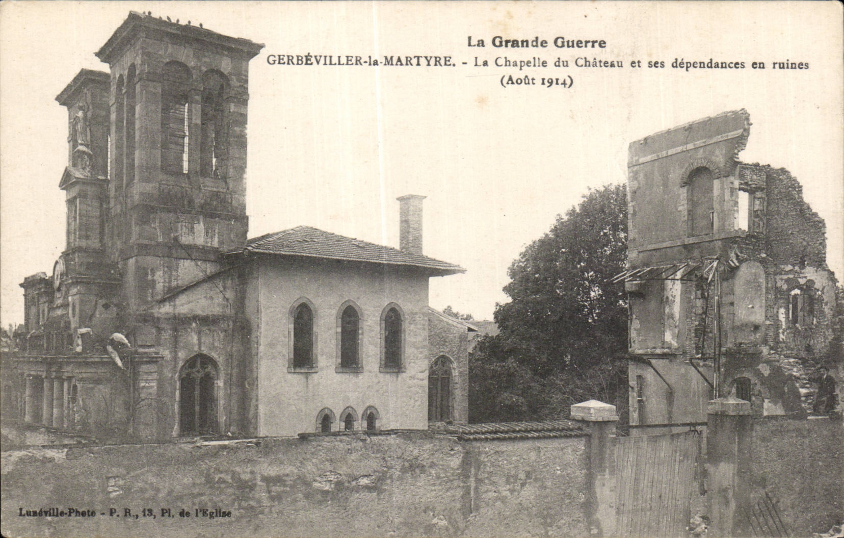 CPA Militaria Gerbeviller Martyrdom the vault of the castle and its dependences in ruins (August 1914)