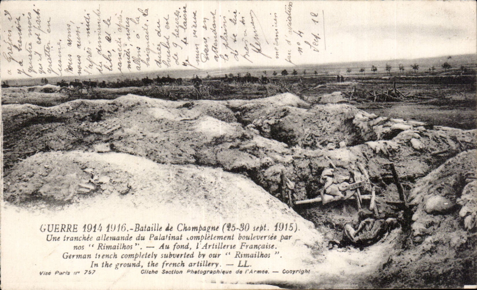 CPA Militaria Battles of Champagne a German trench of Palatinat