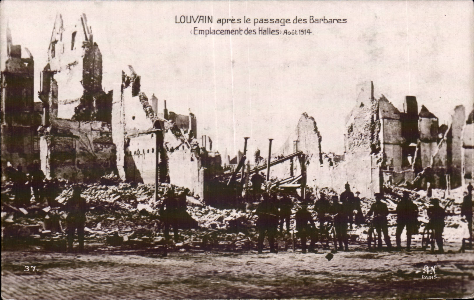 Guerra 1914 de CPA Militaria 1918 Leuwen Belgium viejos despues del paso del alemAn