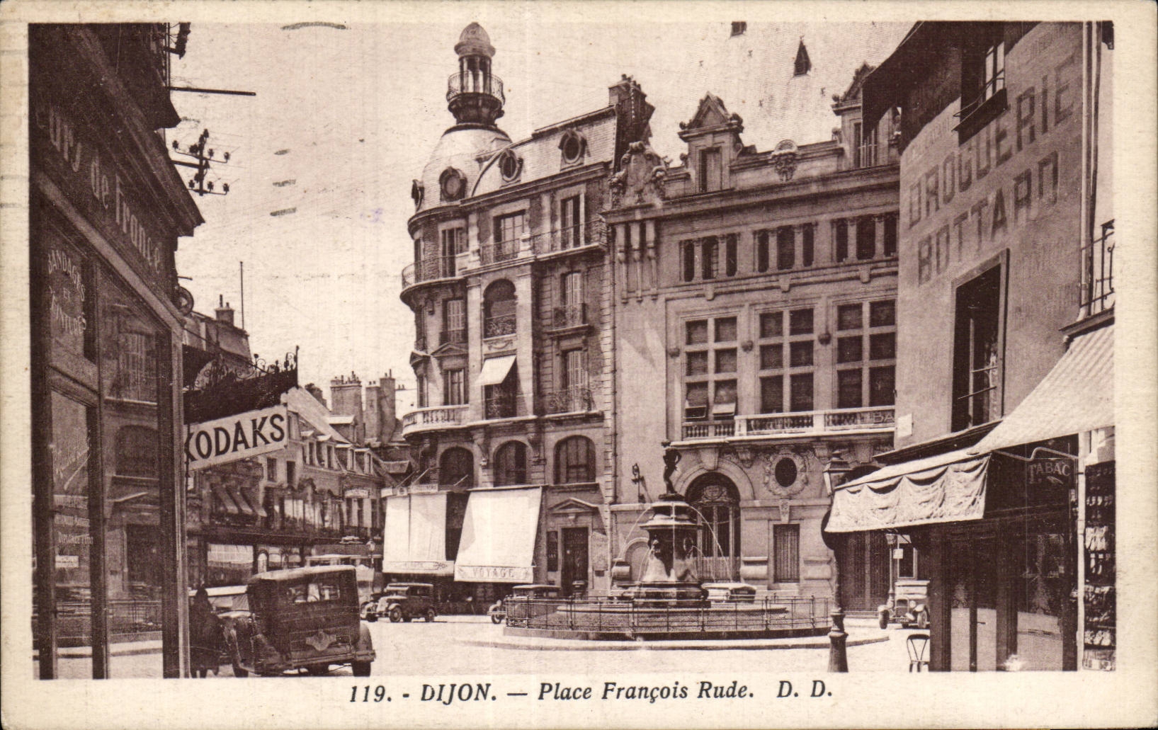 CPA Dijon Place Francois Rade