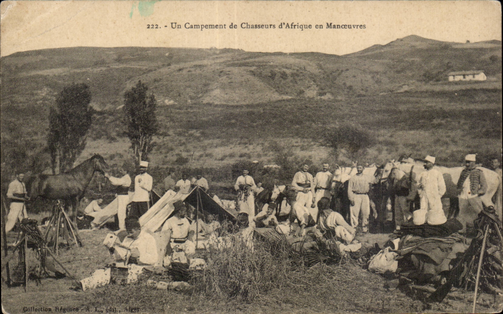 CPA Militaria a camping of hunters Africa in operations