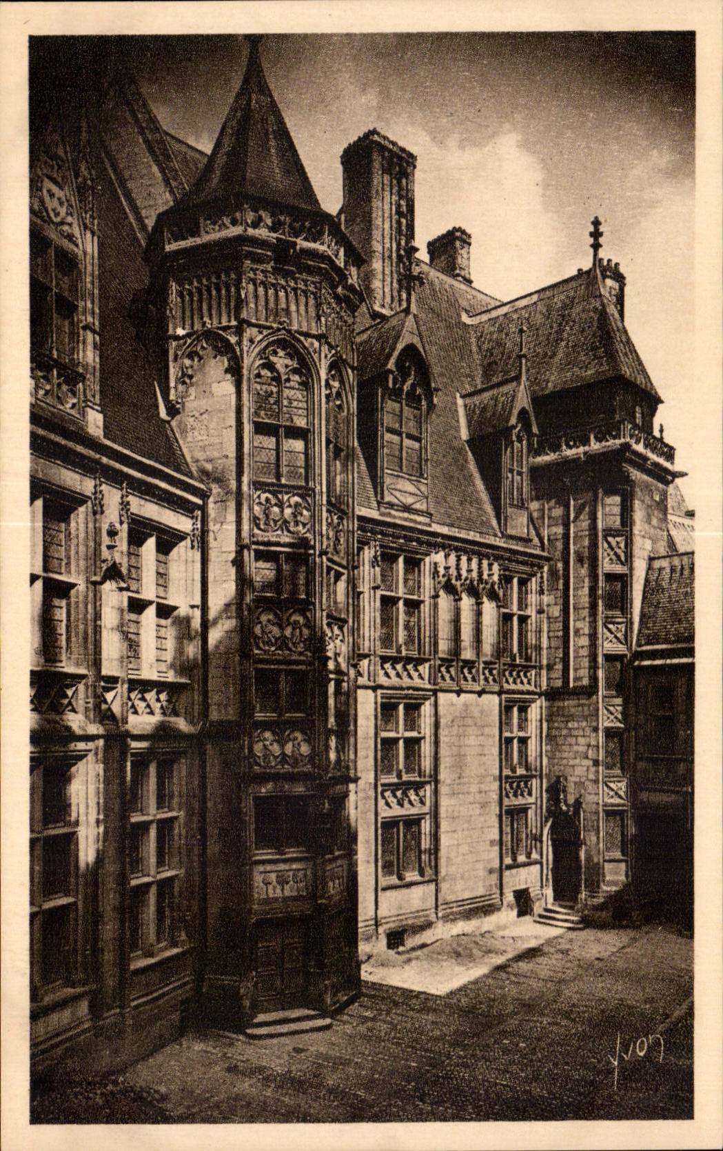 CPA Bourges Hotel of Jacques Heart court