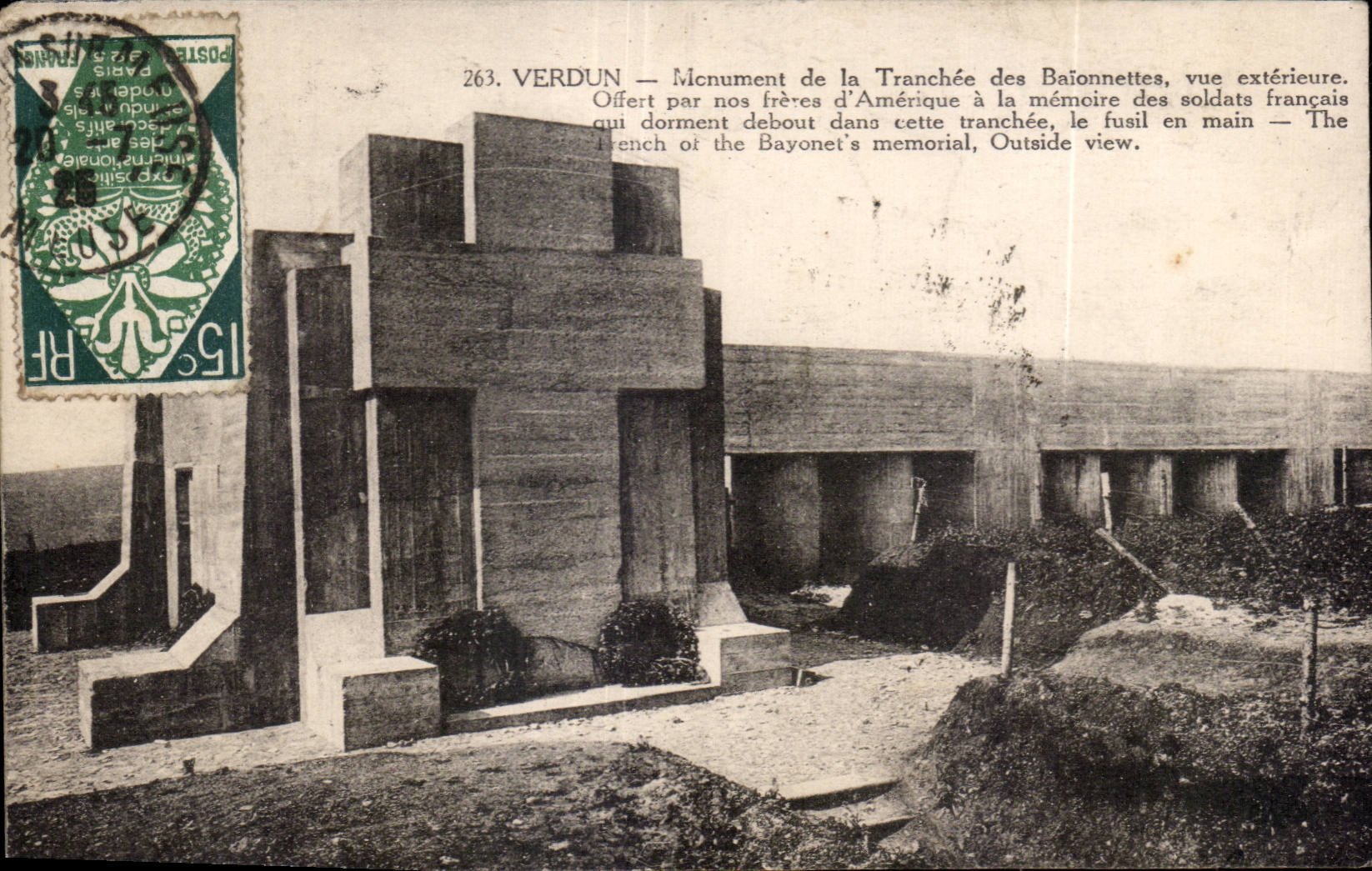 Monumento de CPA Militaria Verdun de bayonetas rebanadas