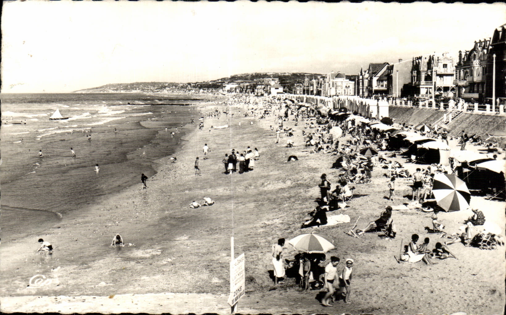 Villers sur Mer - La Plage CPA