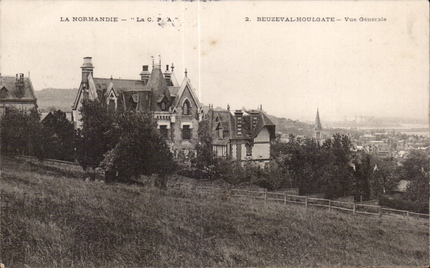 Beuzeval Houlgate - Vue Generale - CPA