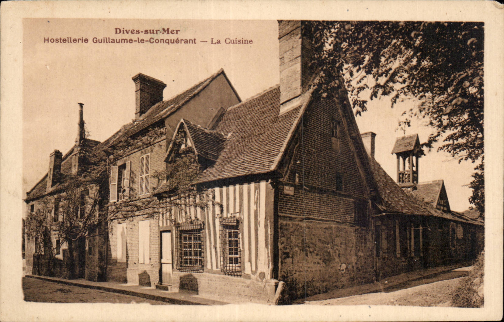 Dives sur Mer - Hostellerie Guillaume Le Conquerante - CPA