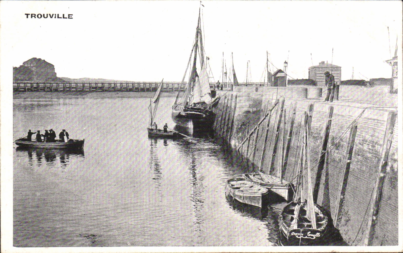 Trouville - Le Port - CPA 