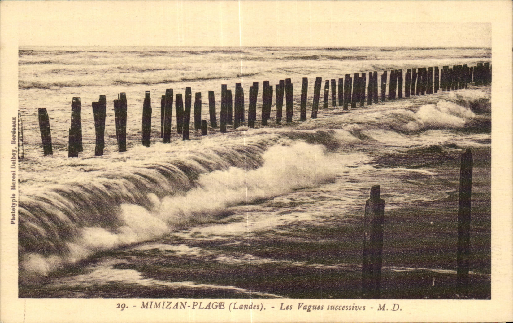 Mimizan Plage - Les Vagues - CPA 