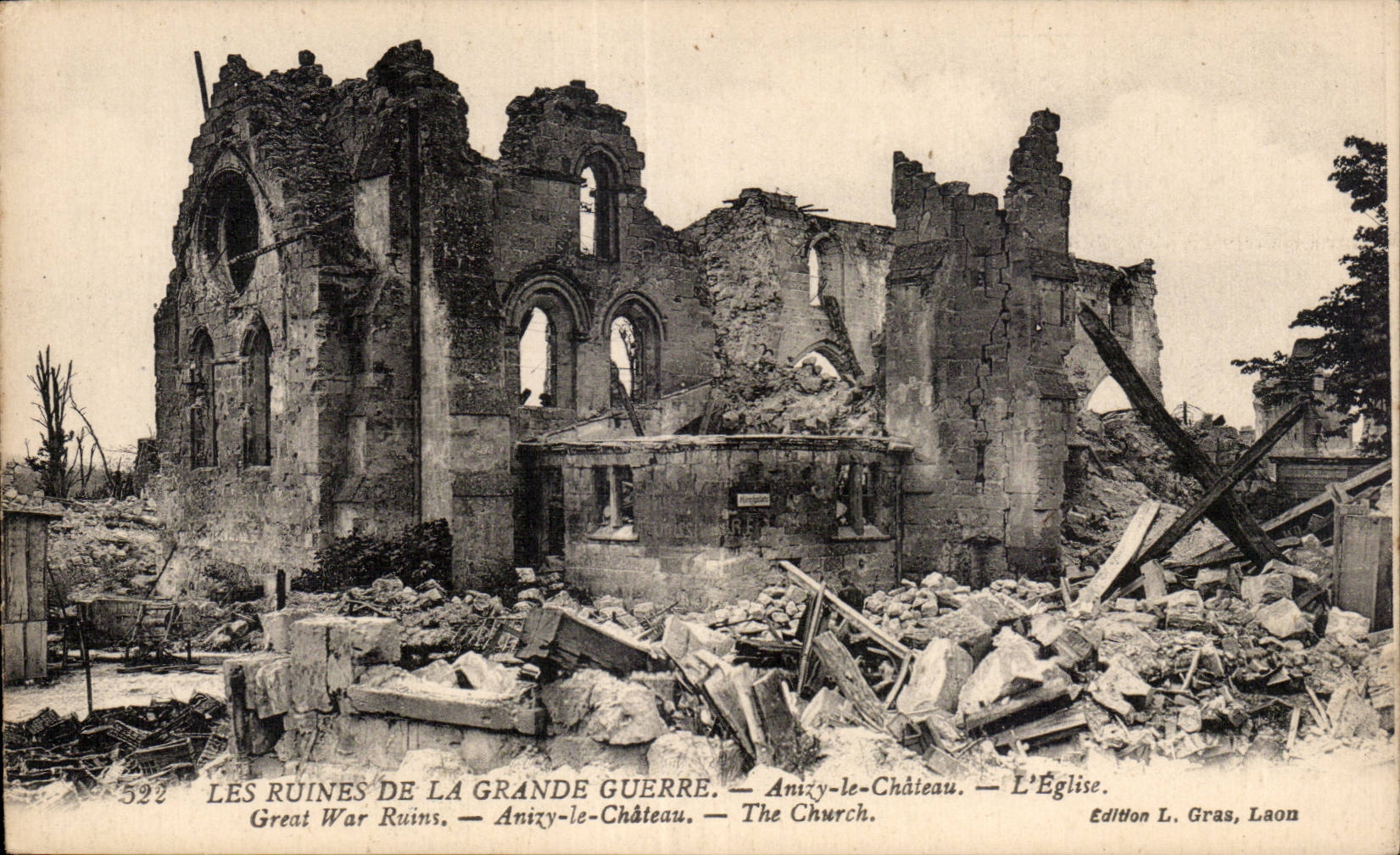 CPA Militaria ruins of the Anizy Great War the Castle church