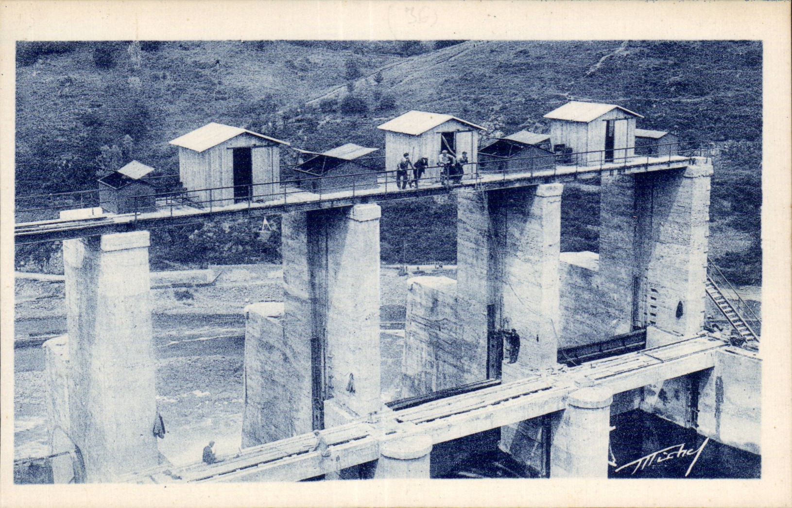 Eguzon - Le Barrage - Les Vannes - CPA