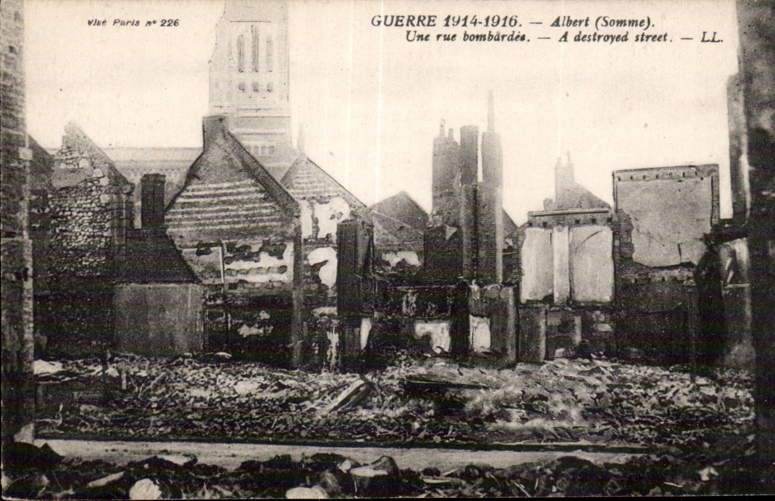 CPA Militaria War of 1914 Albert Une street bombardee