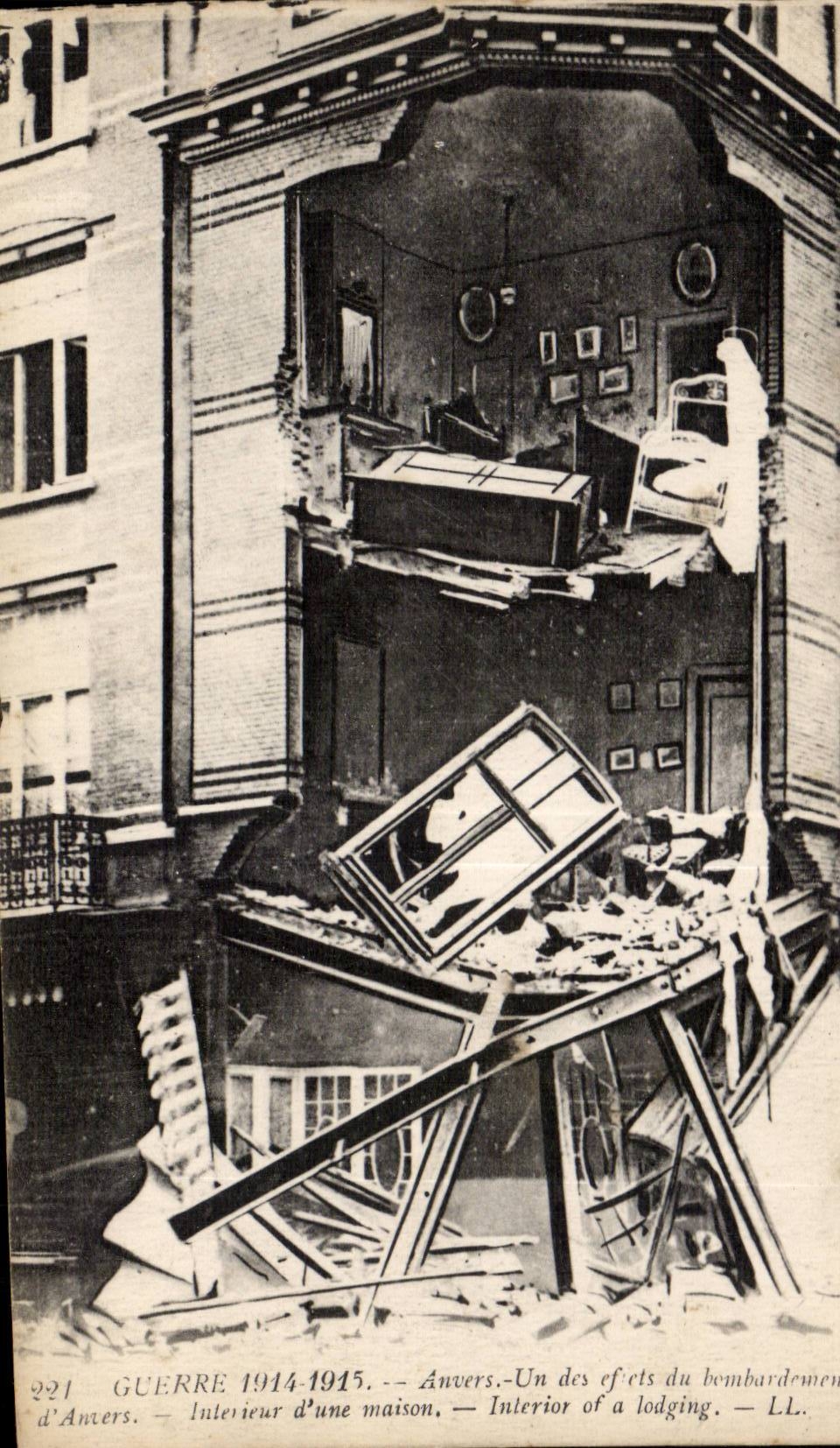 CPA Militaria War 1914 Antwerp One of the effects of the bombardment