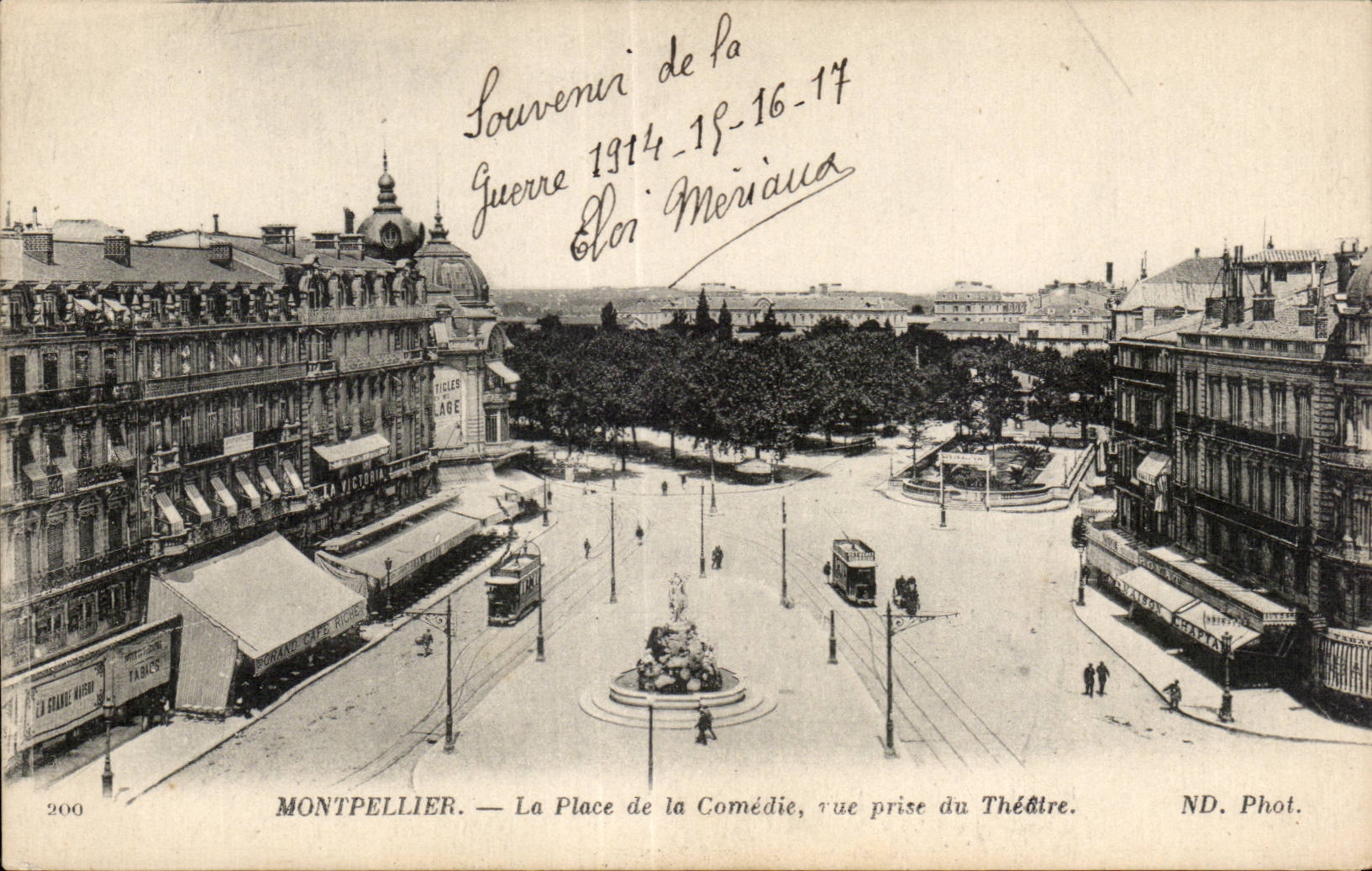 CPA Montpellier Place de la Comedie Vue prise du theatre Esplanade Tramway
