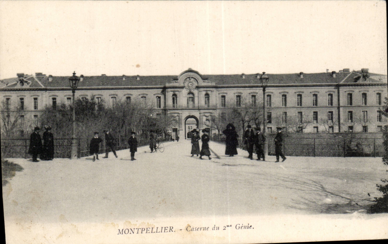 CPA Montpellier Caserne du 2eme genie