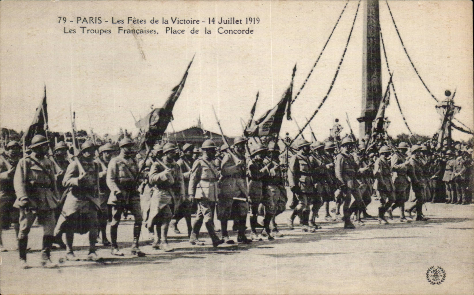 CPA Militaria Paris Fetes of the Victoire July 14th 1919 the French troops Places Harmony