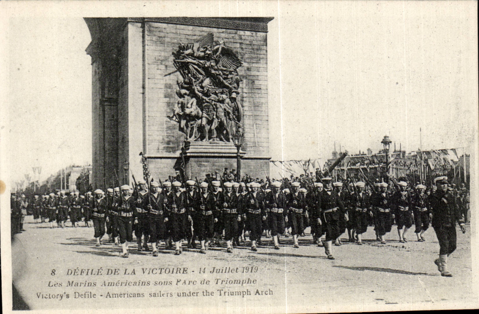CPA Militaria Ravelled of the victory Paris July 14th 1919 Arc de Triomphe American sailors