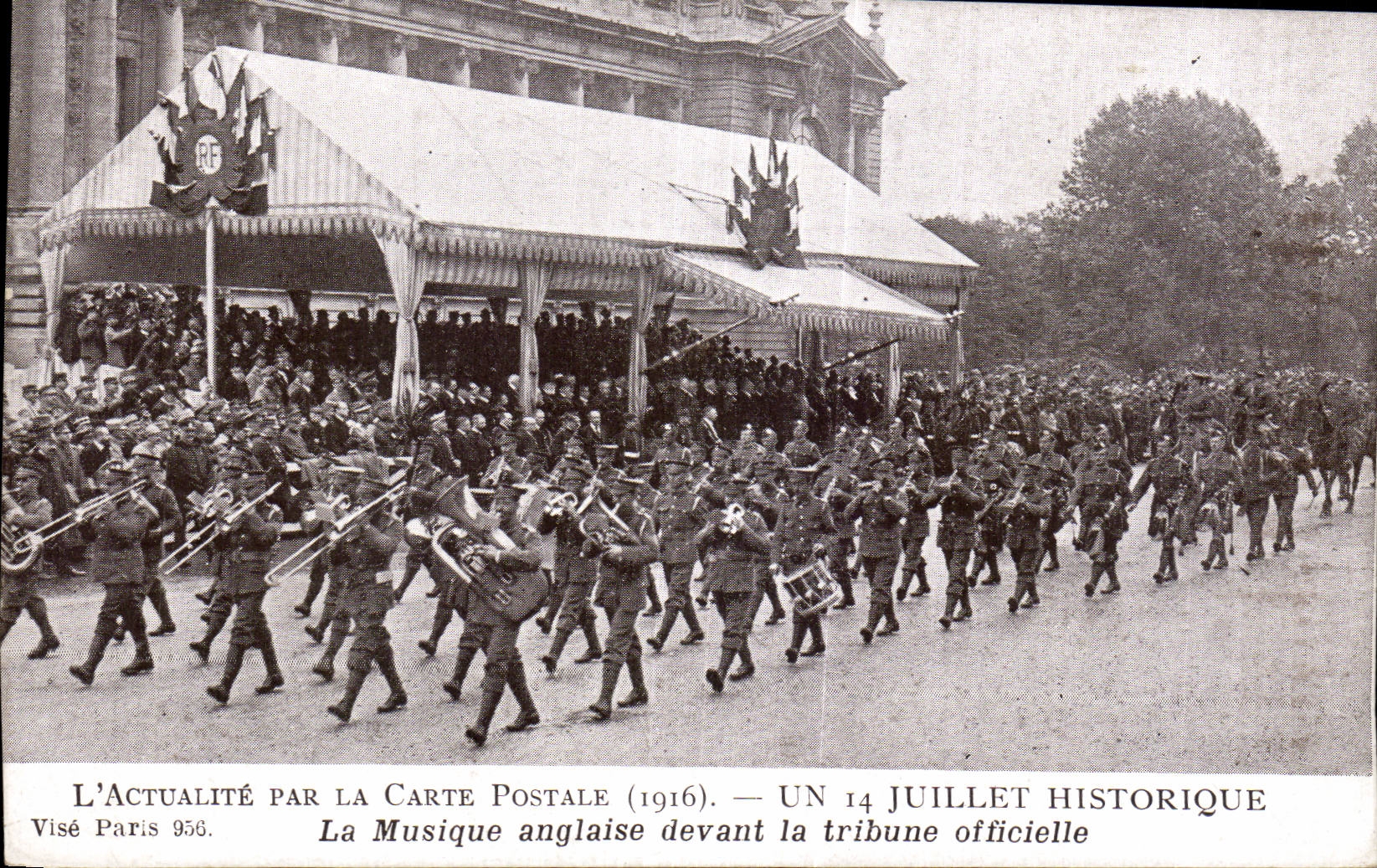 CPA Militaria July 14th 1919 English music in front of the official platform
