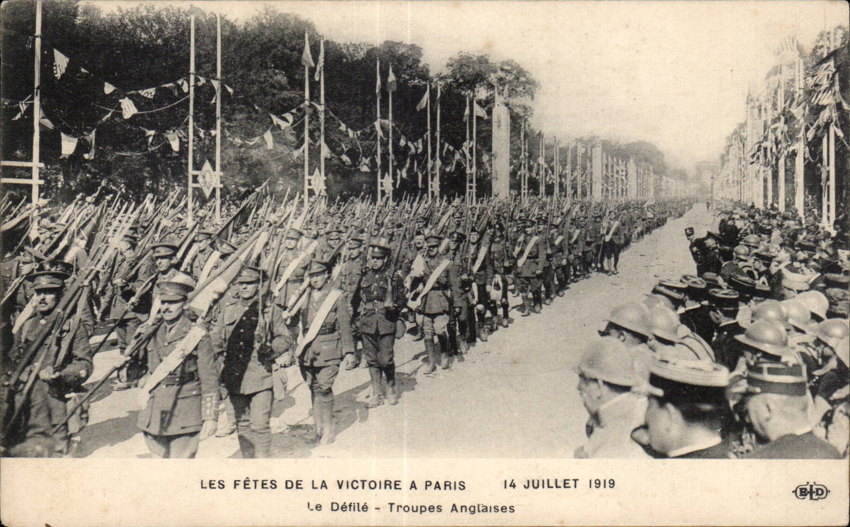CPA Militaria festivals of the victory July 14th 1919 the procession English Troops