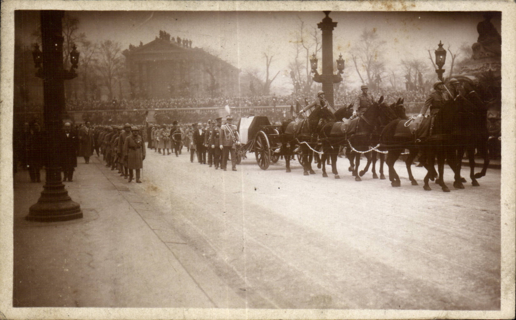 CPA Militaria Funerailles of the Marshal Foch March 26th 1929 Places Harmony