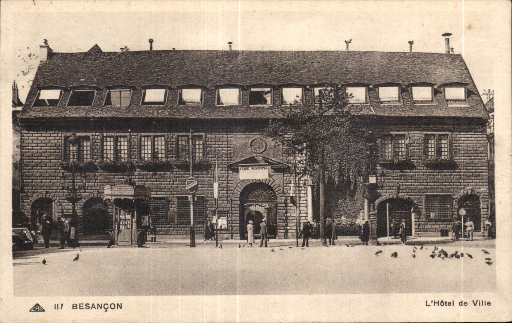 CPA Besancon L hotel de ville 