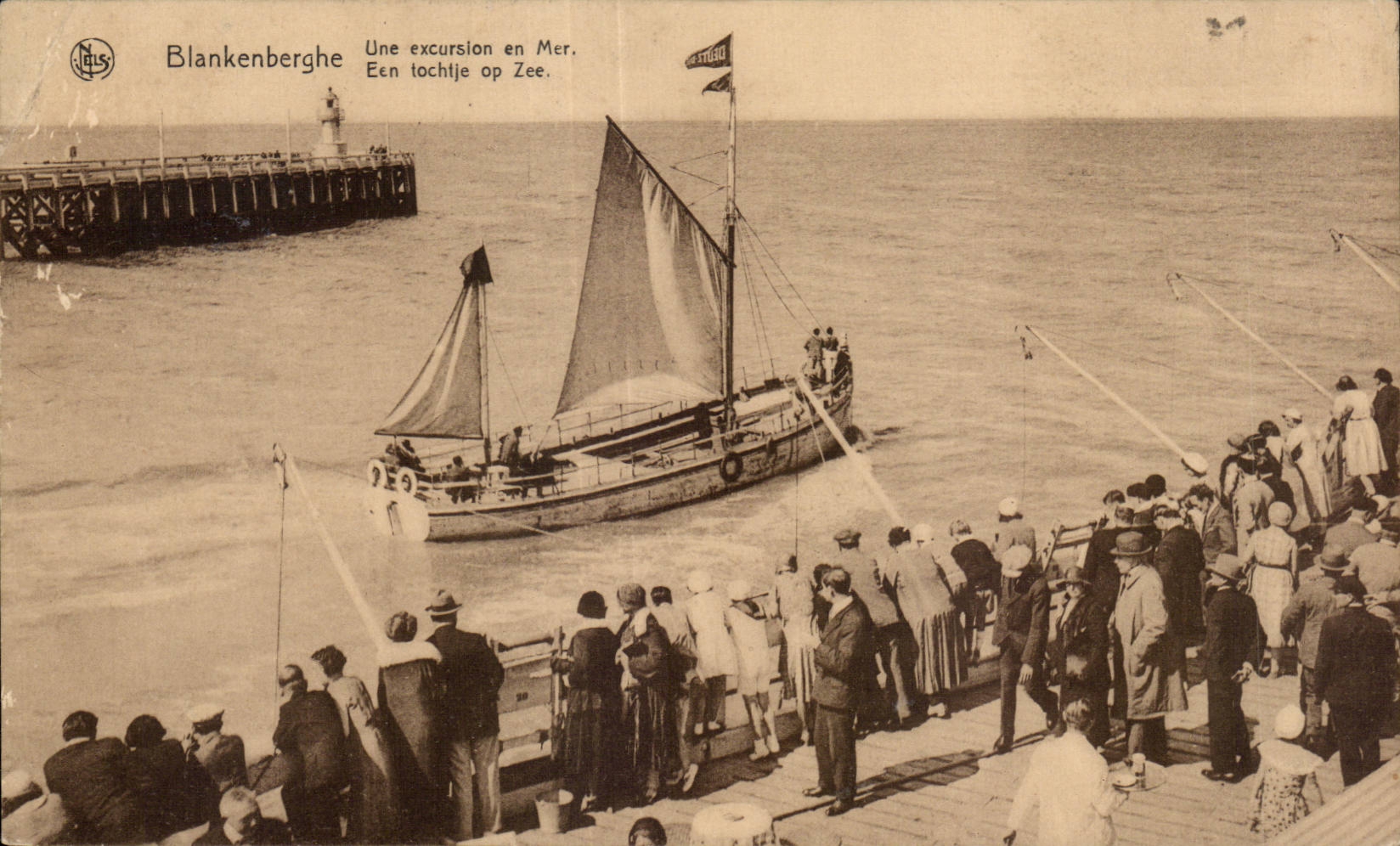 CPA Belgique Blankenberghe Une excursion en mer Bateau