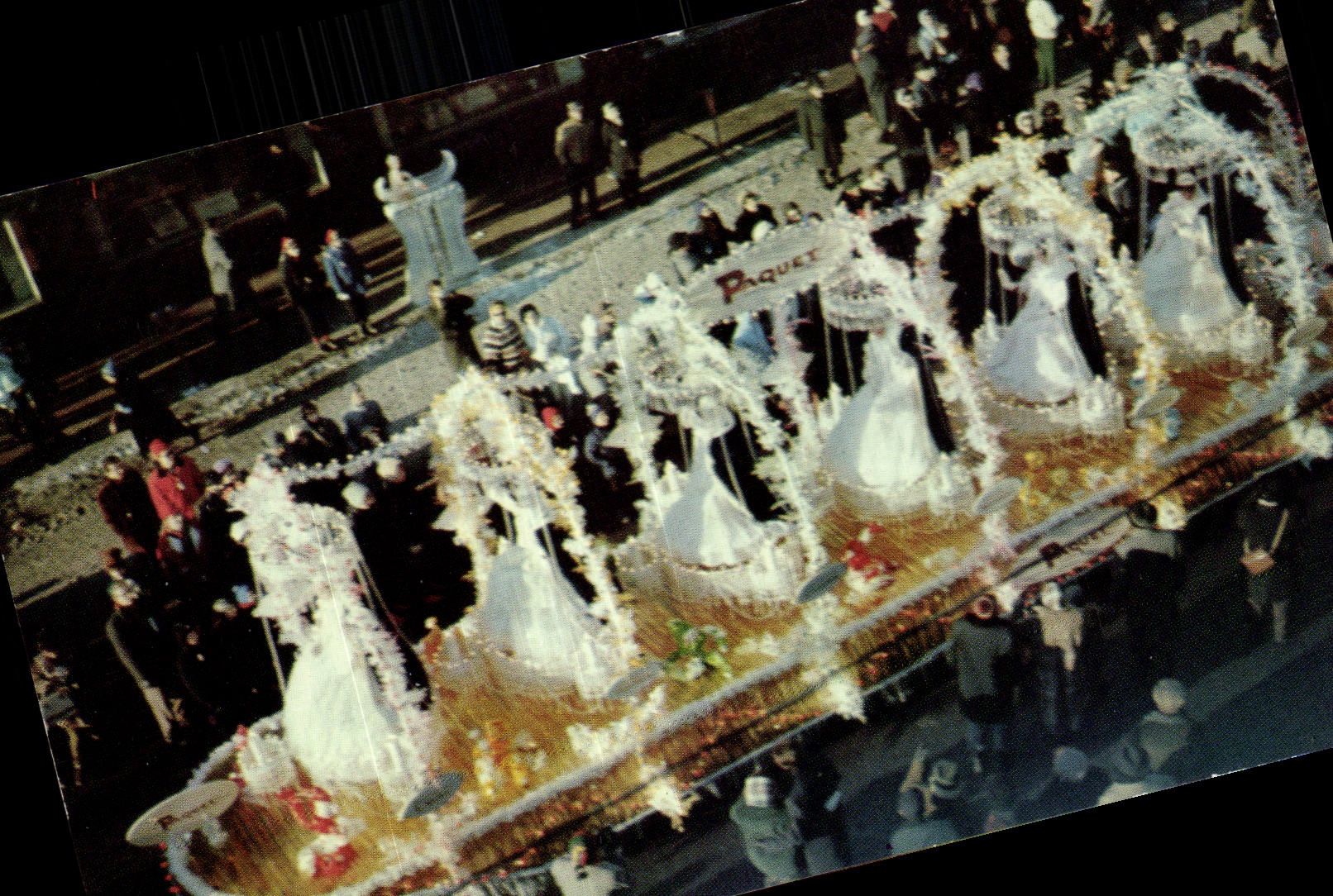 CPA Carnival de Quebec Canada Les jolies duchesses font l admiration de tours