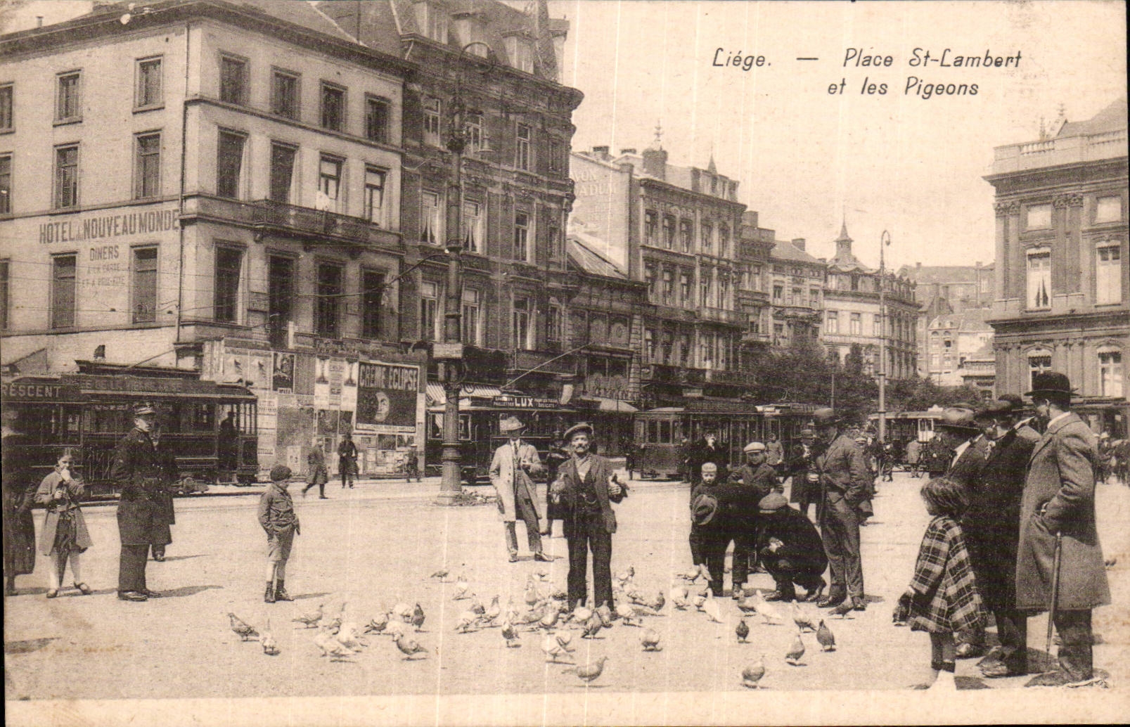Belgium - Belgium - Belgien - Liege - Place St Lambert and Pigeons - CPA