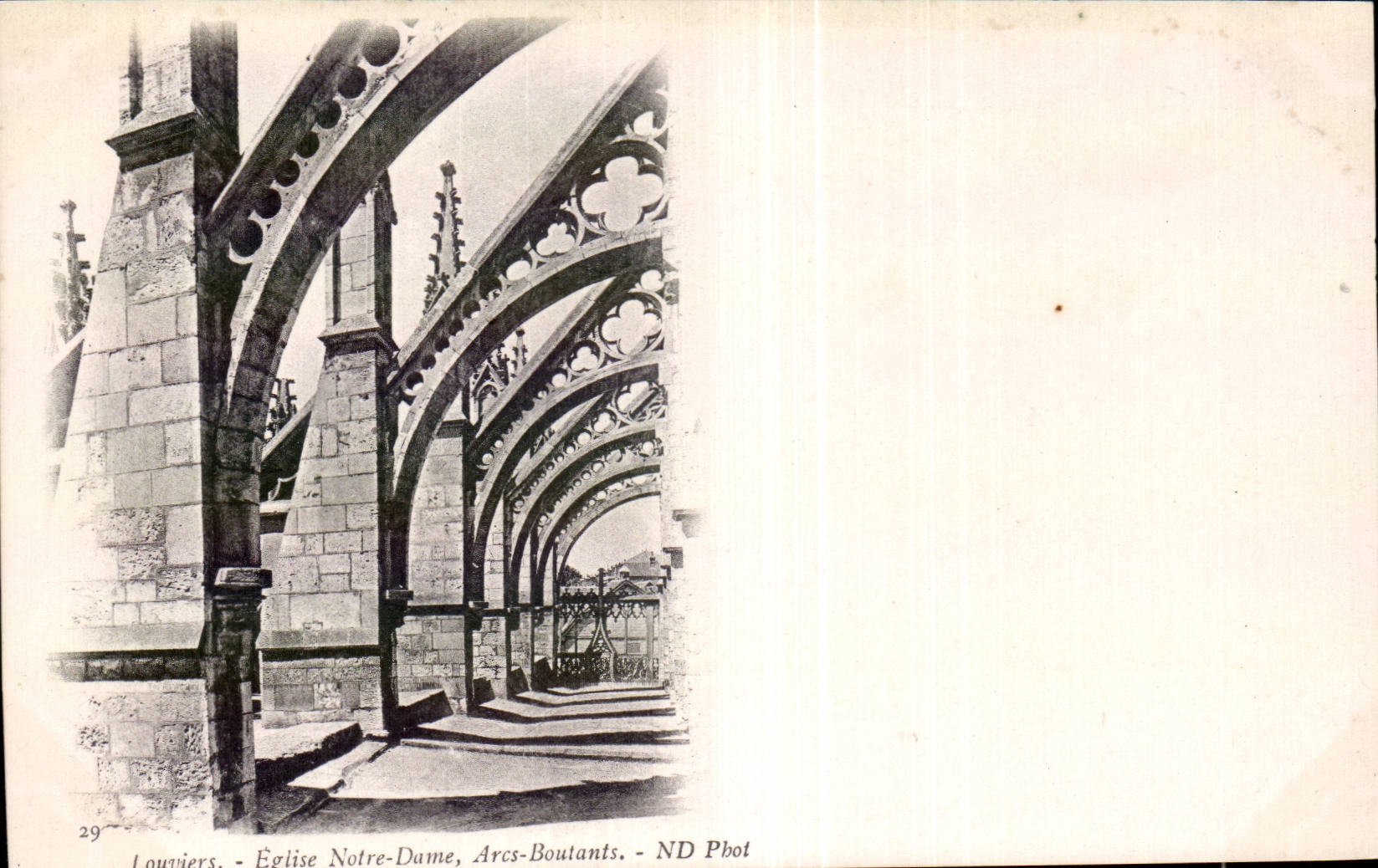 Iglesia Notre Dame de CPA Louviers que pela arcos